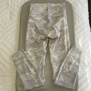 Size 2 Lululemon leggings